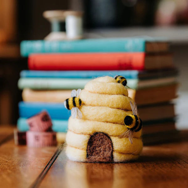 The Crafty Kit Company - Bee Hive Needle Felting Kit